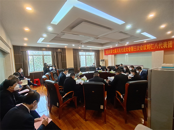 刘仁八.jpg