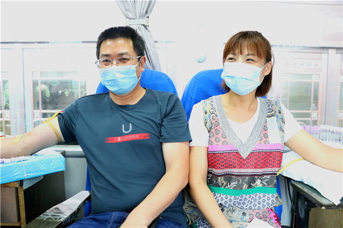 热血浓情，传递爱心——大冶法院组织无偿献血活动 (4).jpg