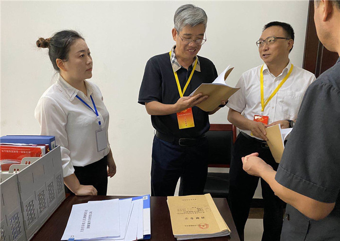 黄石市人大常委会检查组到大冶法院调研《中华人民共和国人民调解法》贯彻实施情况 (4).jpg