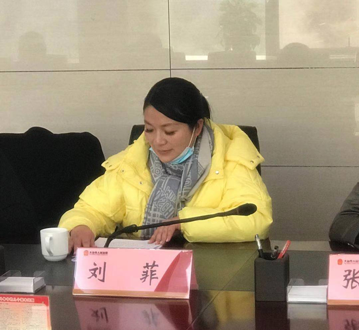 12月30日，黄石中院党组书记、院长王功荣在大冶法院召开座谈会，征求代表委员对法院工作的意见建议。全国人大代表王能干，湖北省人大代表王有文，黄石市人大代表江龙平、乔永红、胡卫东、王洪兵、刘菲、吴清华、黄石政协委员张平、朱幼芳等出席会议。 (10).jpg