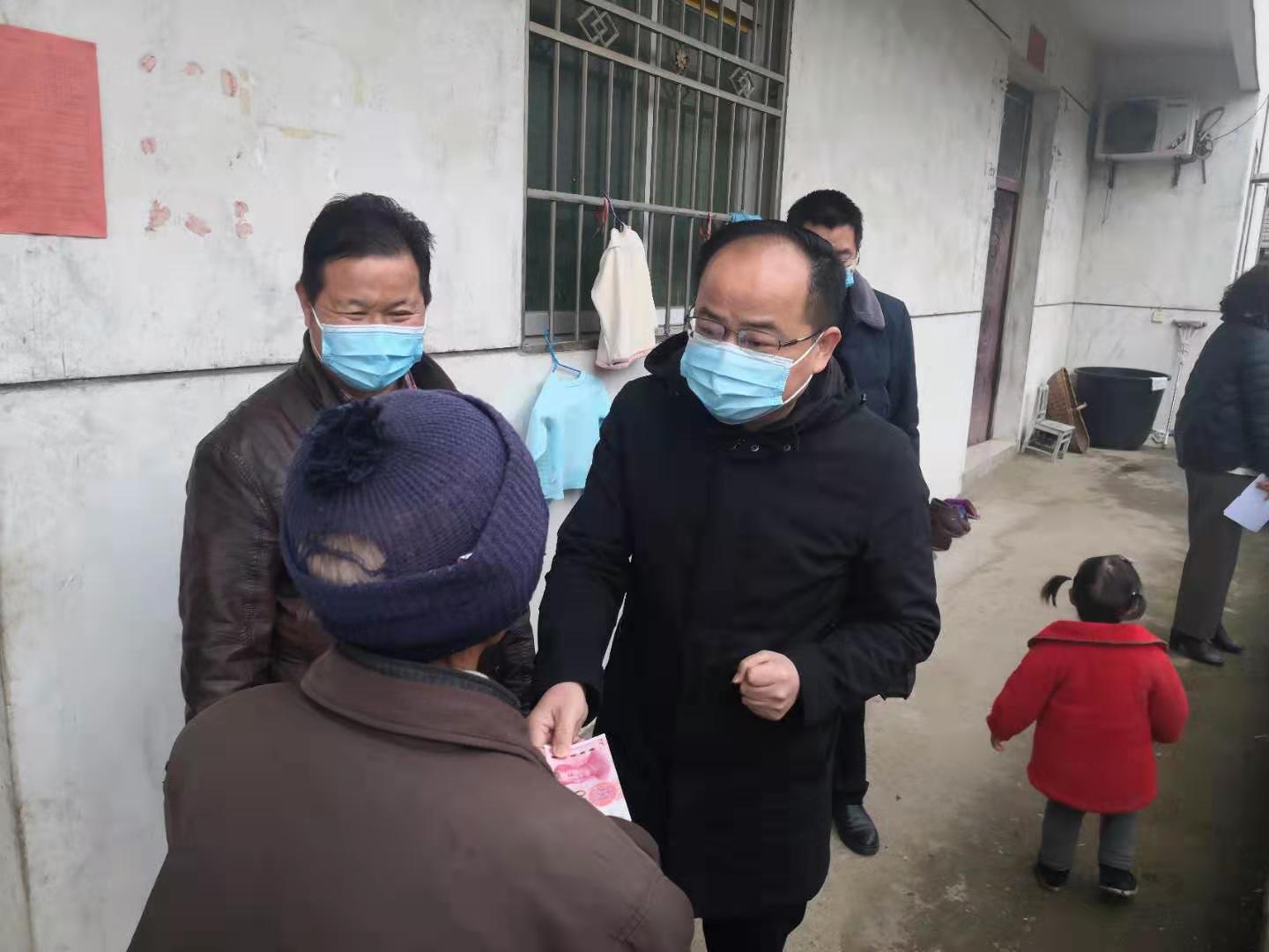 殷祖慰问5.jpg