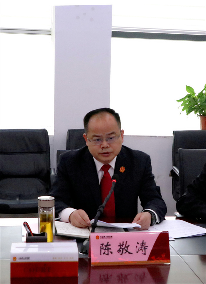 教育整顿专题民主生活会(4).jpg