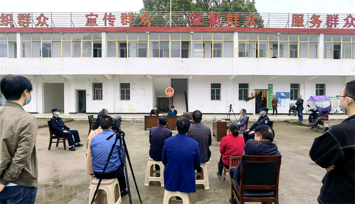 灵乡镇巡回法庭 (3).jpg