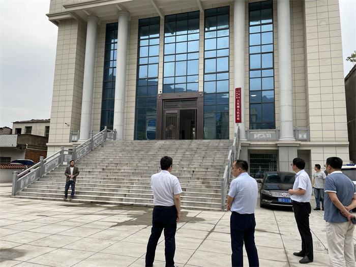 黄石中院院长王功荣一行赴茗山乡开展巡河、调研工作 (1).jpg