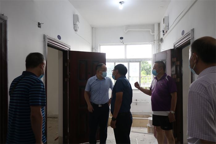 大冶法院96小时督导建成大冶最大的集中隔离点(6).jpg 大冶法院96小时督导建成大冶最大的集中隔离点(6).jpg