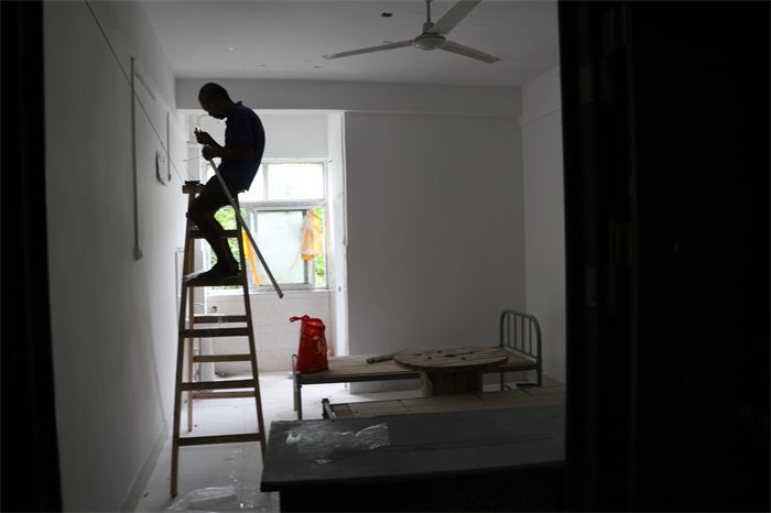 大冶法院96小时督导建成大冶最大的集中隔离点(9).jpg 大冶法院96小时督导建成大冶最大的集中隔离点(9).jpg