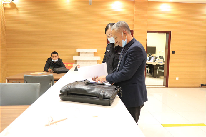 微信图片_202110271131132.jpg 微信图片_202110271131132.jpg